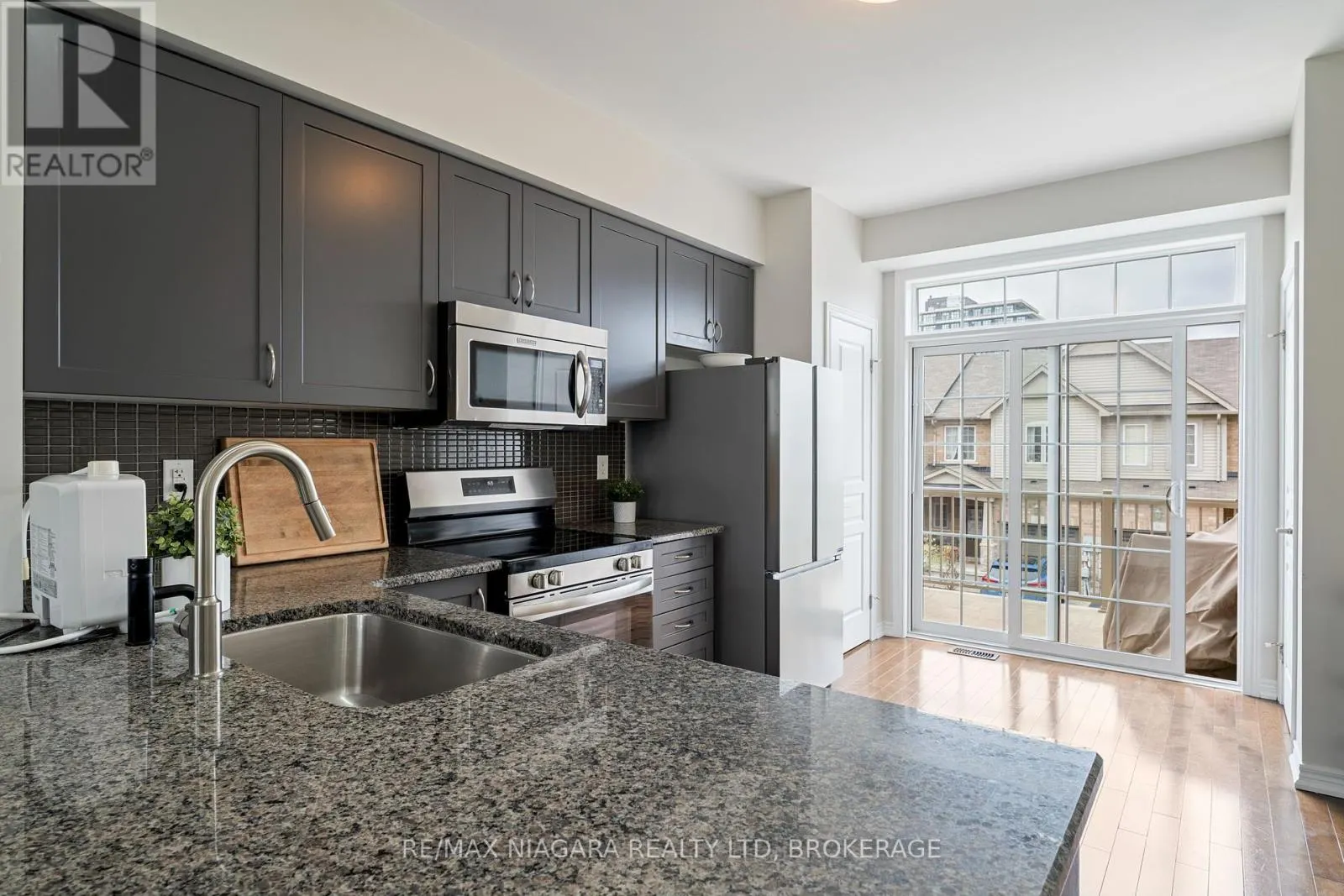 19 - 541 WINSTON ROAD, #19