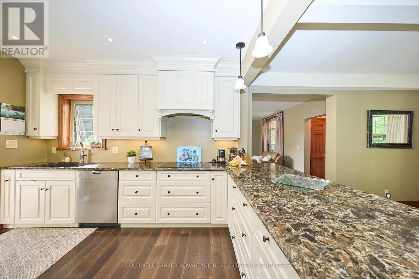 4698 SANDY COVE DRIVE