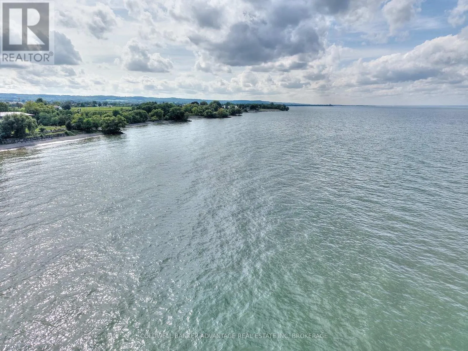 4698 SANDY COVE DRIVE