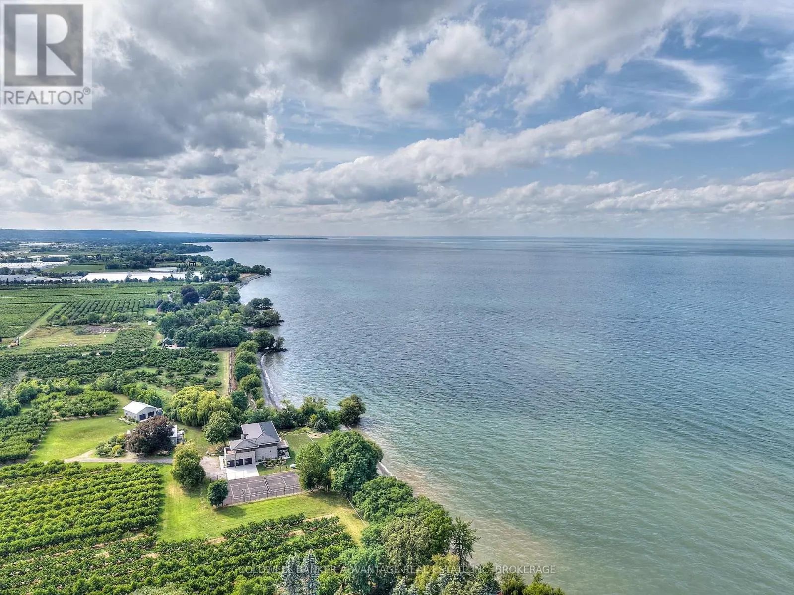 4698 SANDY COVE DRIVE
