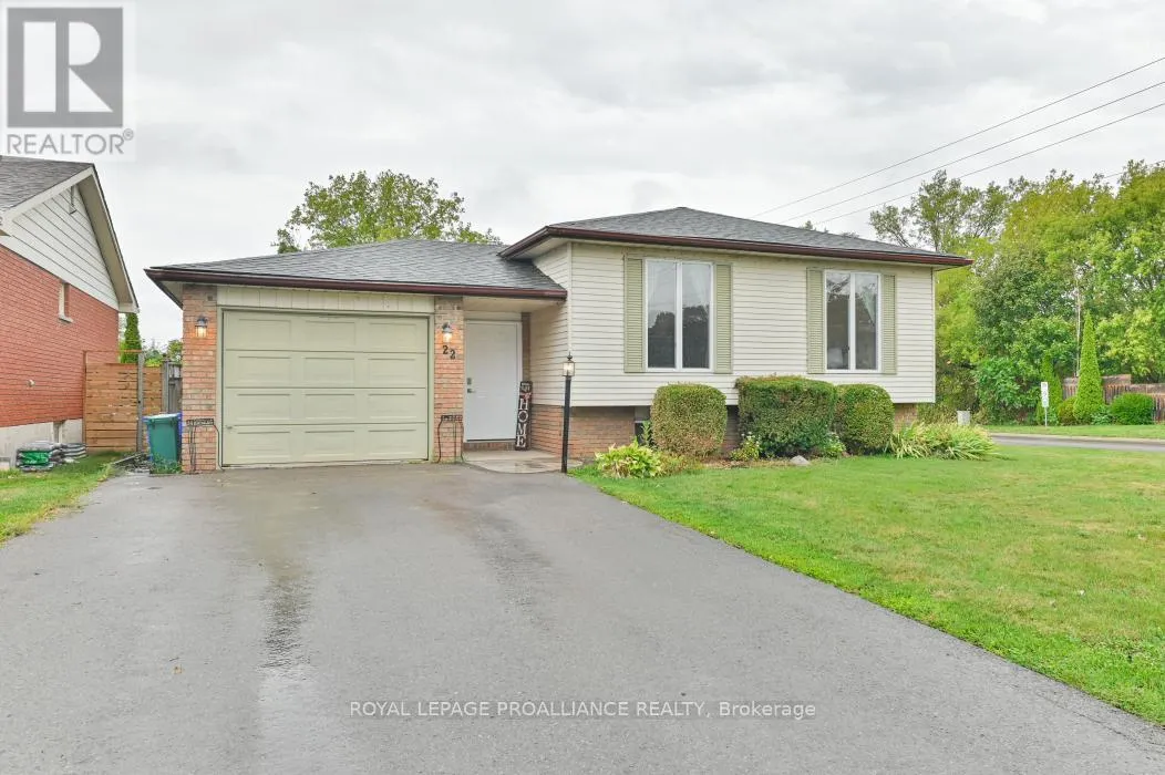 22 BRIARWOOD CRESCENT