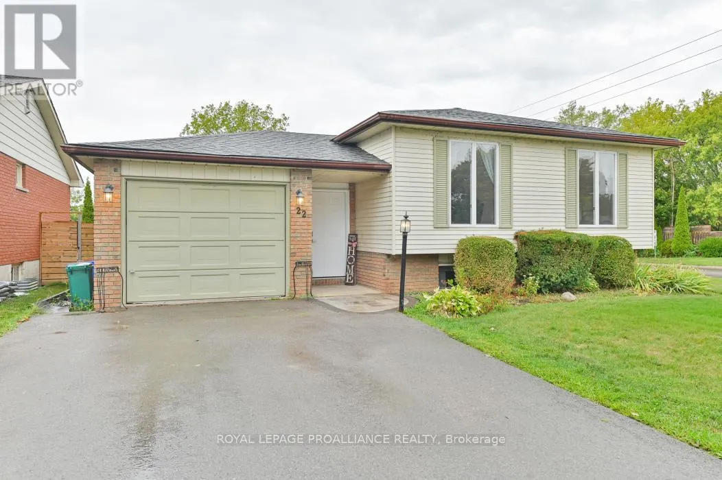 22 BRIARWOOD CRESCENT