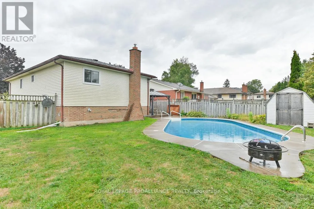 22 BRIARWOOD CRESCENT