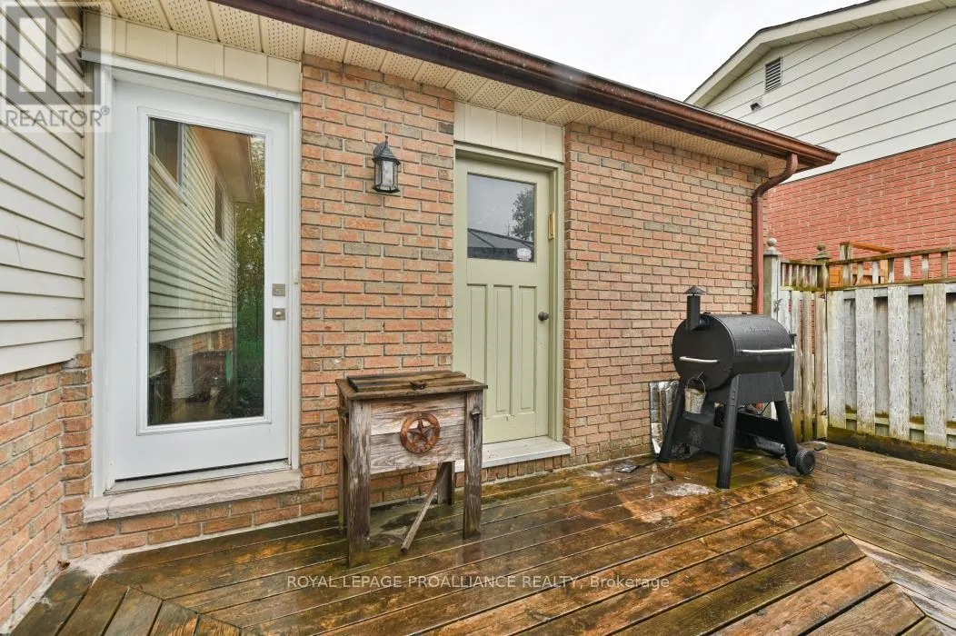 22 BRIARWOOD CRESCENT