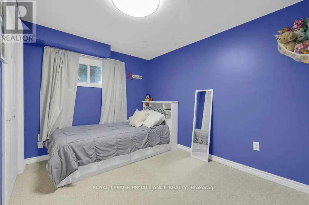 22 BRIARWOOD CRESCENT