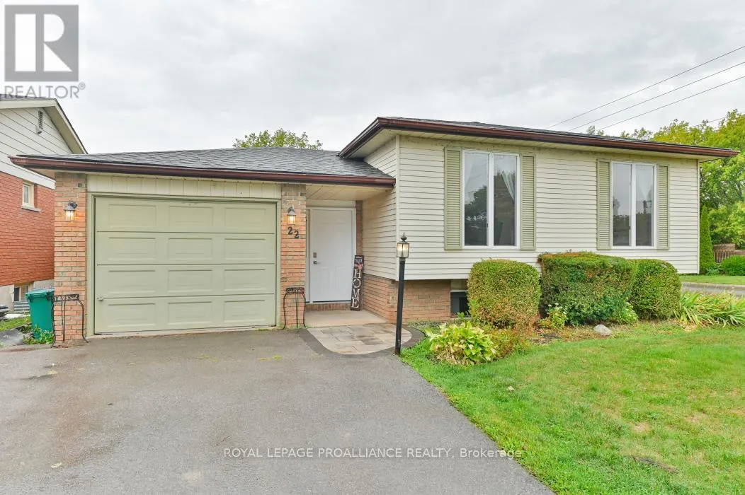 22 BRIARWOOD CRESCENT