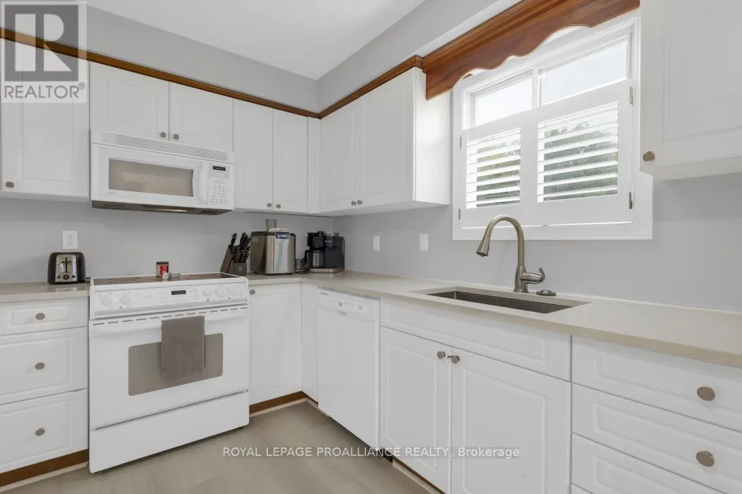 22 BRIARWOOD CRESCENT