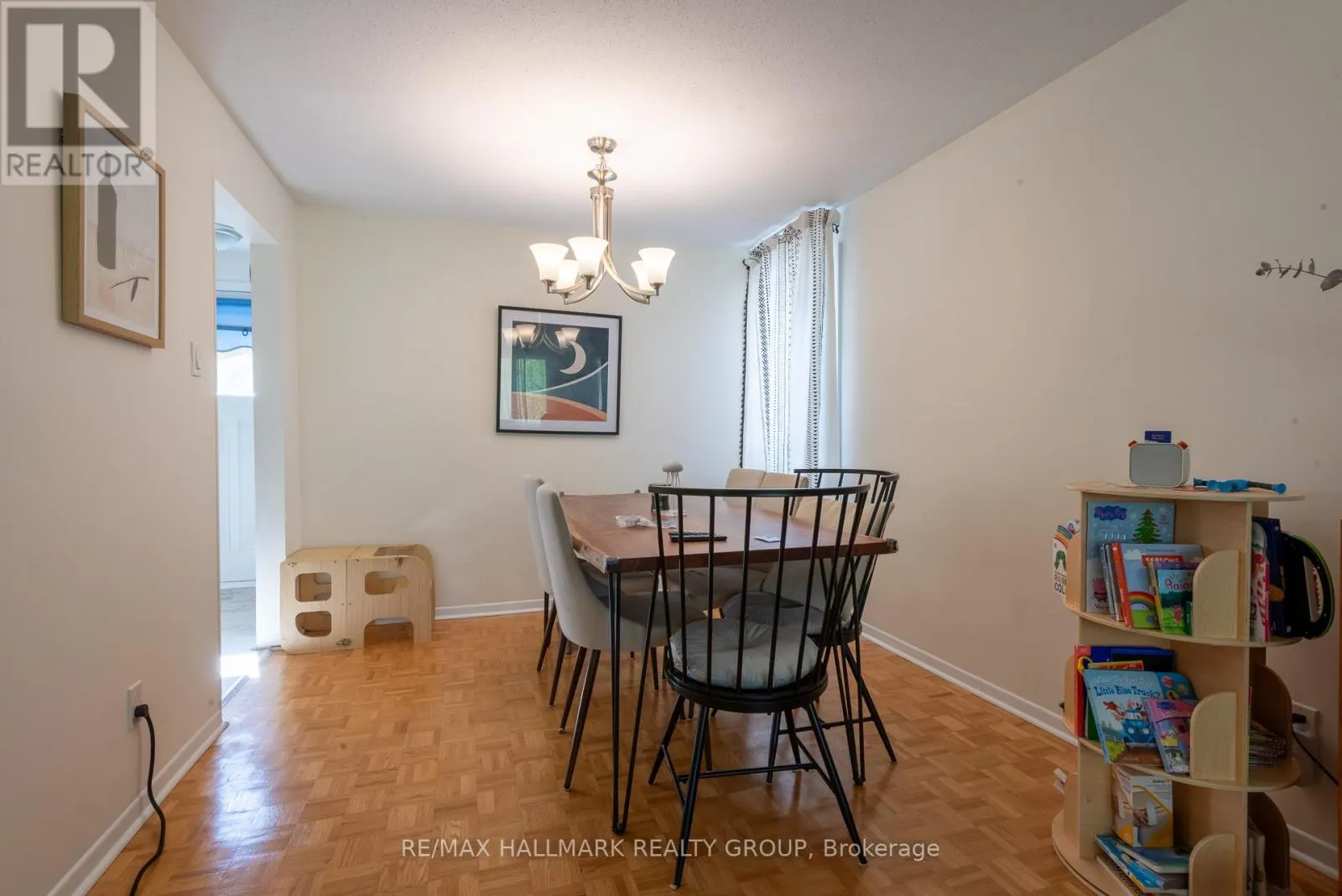 2429 OGILVIE ROAD