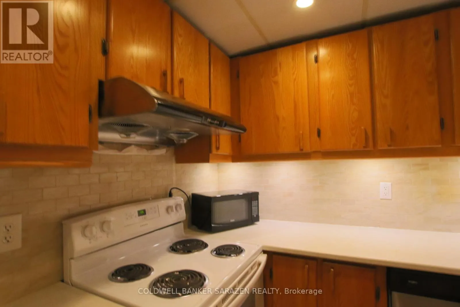 606 - 141 SOMERSET STREET W