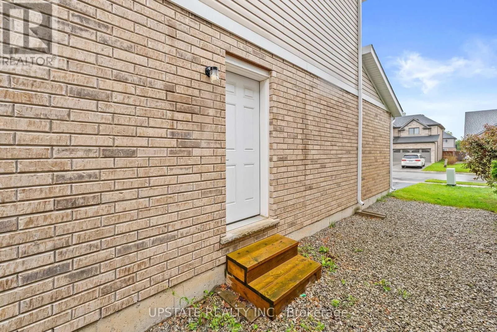 34 CROW STREET
