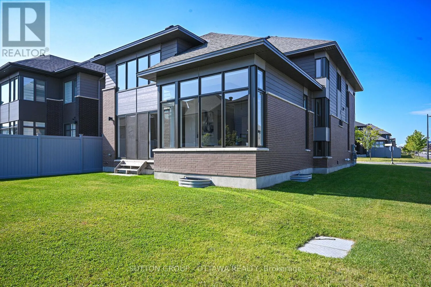 732 WOOLER PLACE