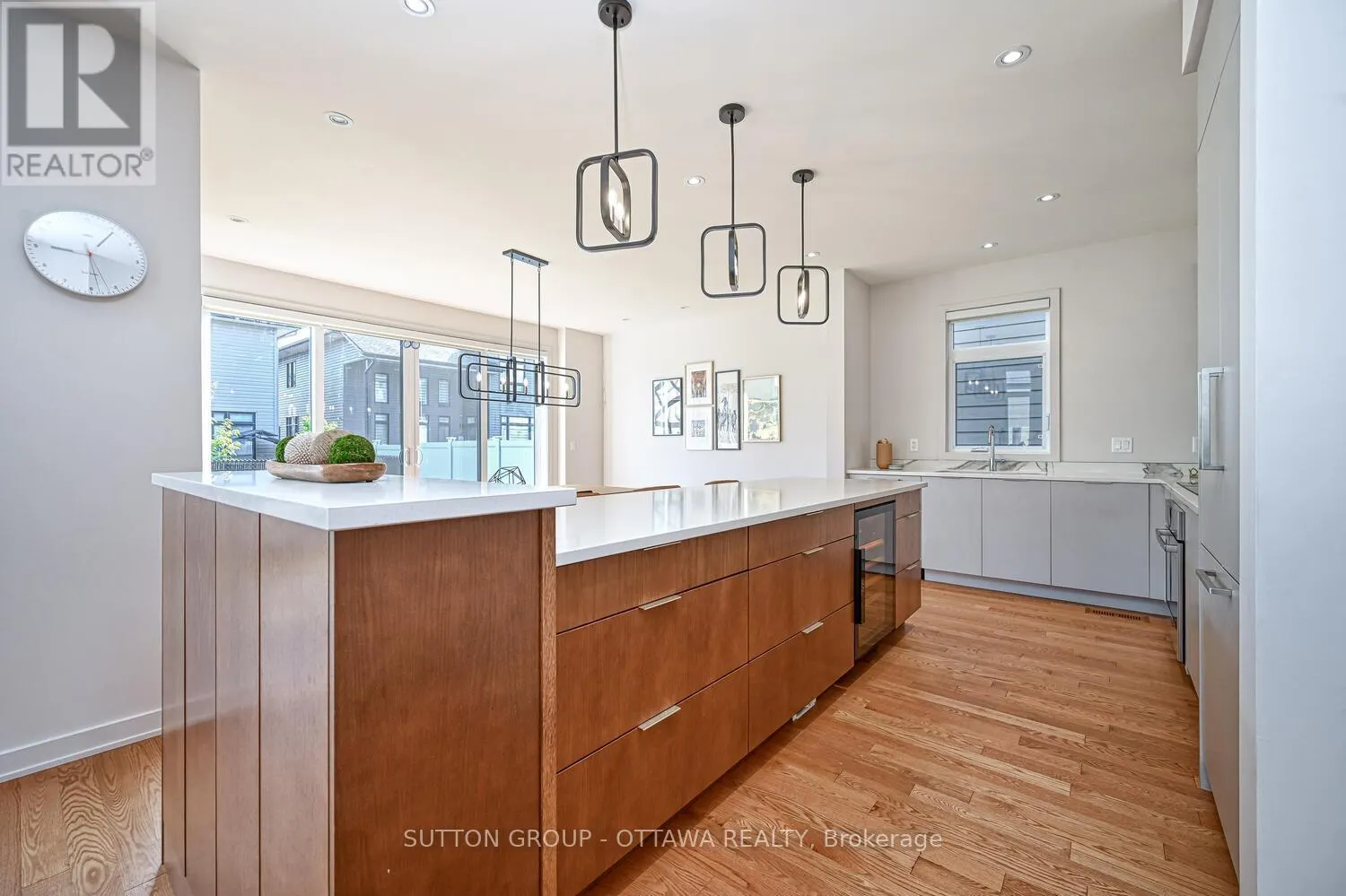 732 WOOLER PLACE