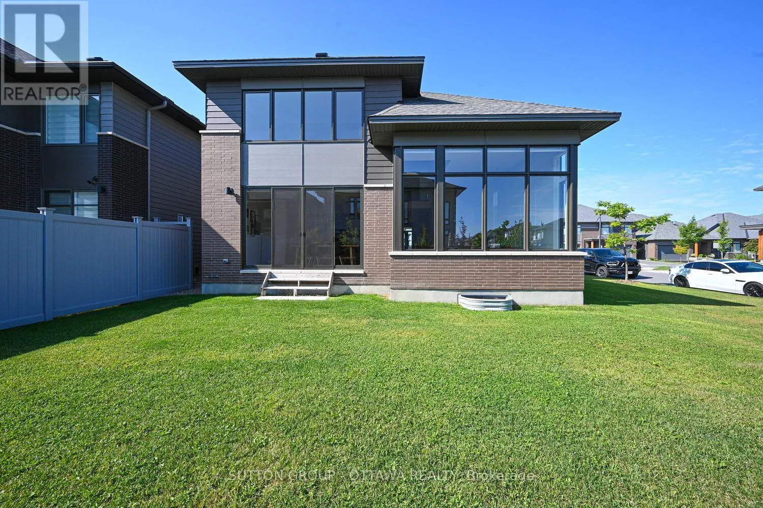 732 WOOLER PLACE