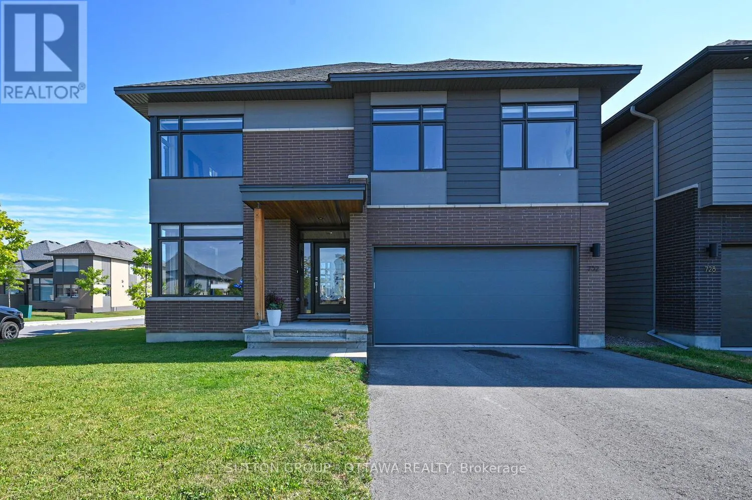 732 WOOLER PLACE