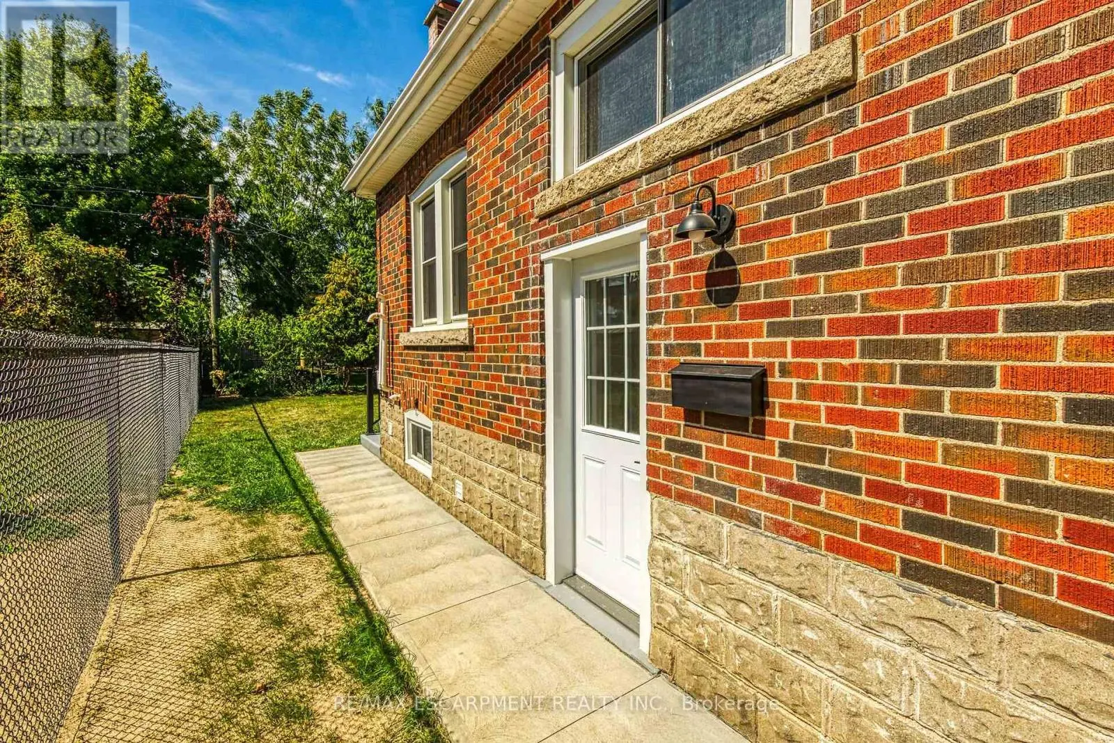 126 AUBURN AVENUE