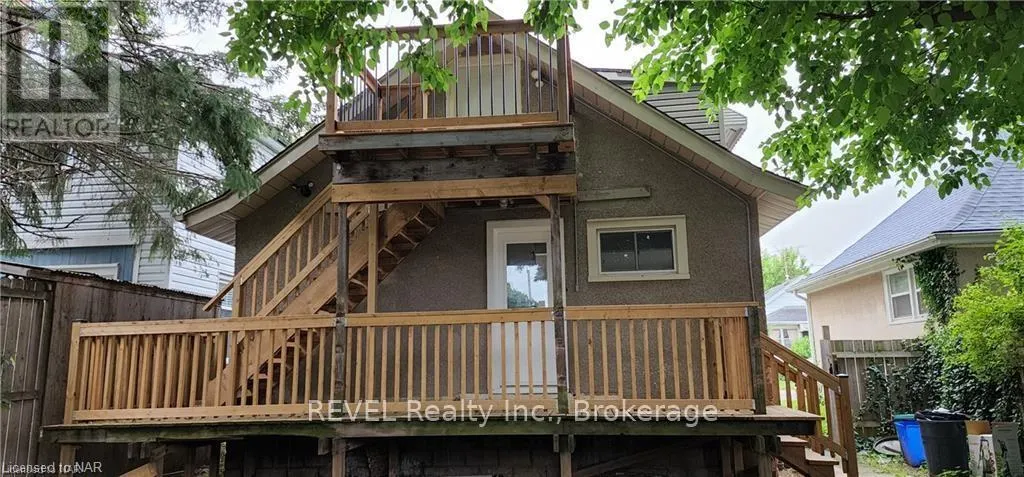 UPPER - 5 LINWOOD STREET, #Upper