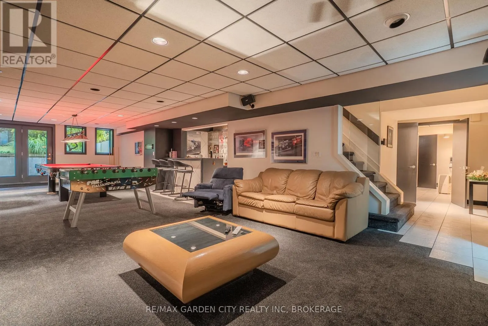 86 TREMONT DRIVE