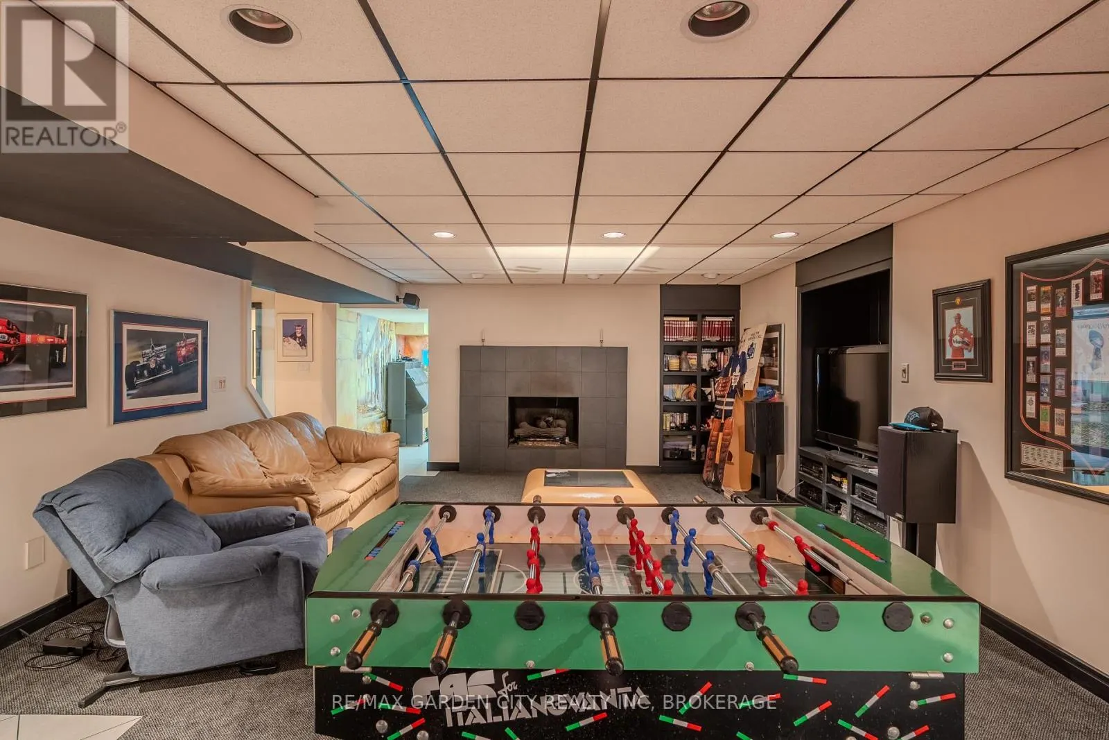 86 TREMONT DRIVE