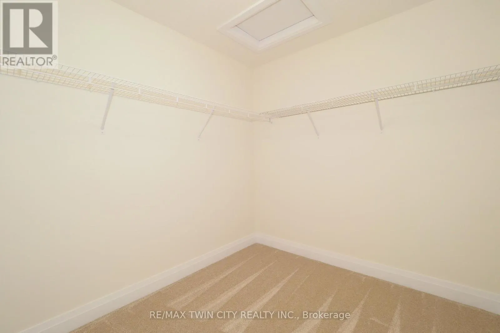 220 JEFFREY PLACE