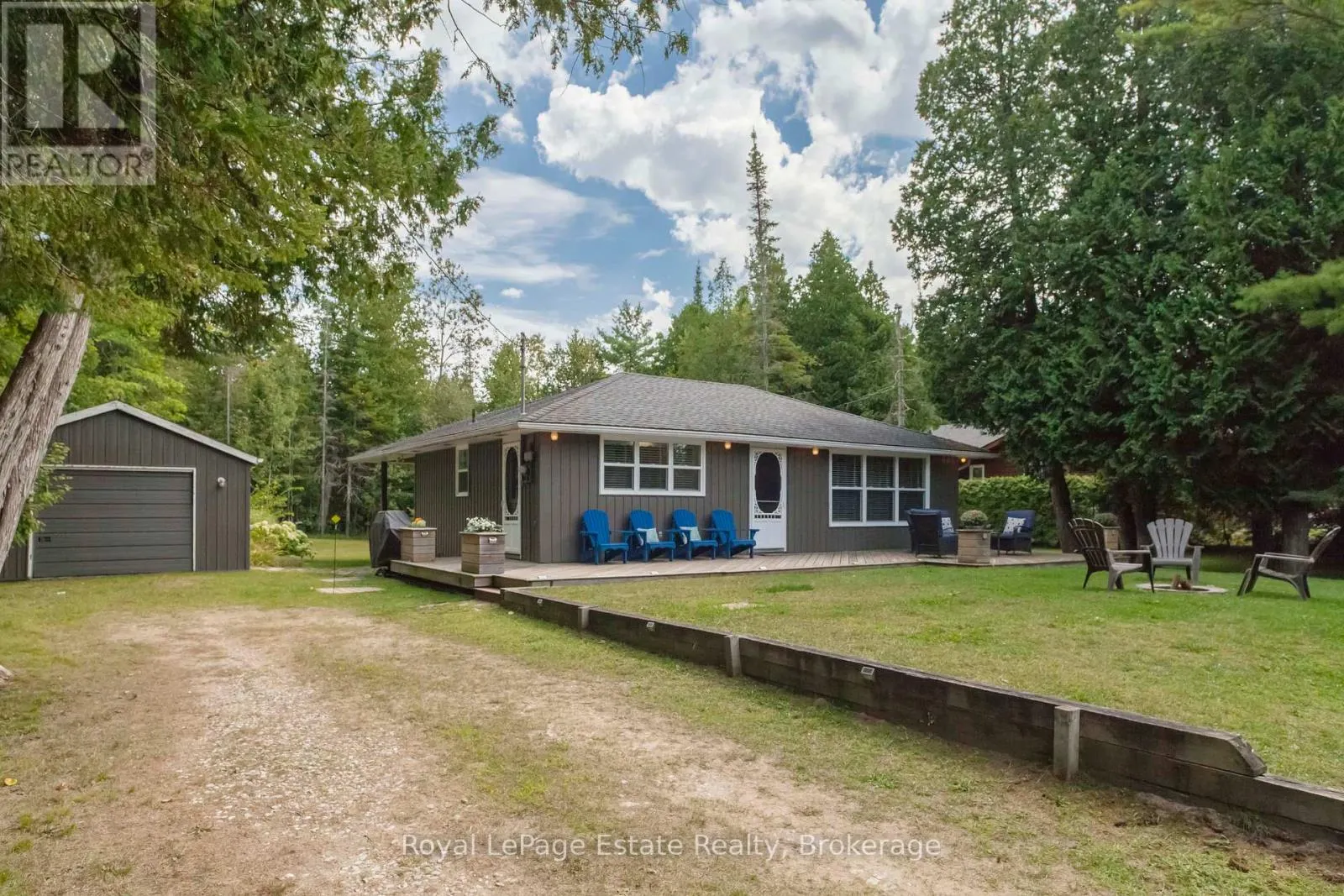 407 HURON AVENUE