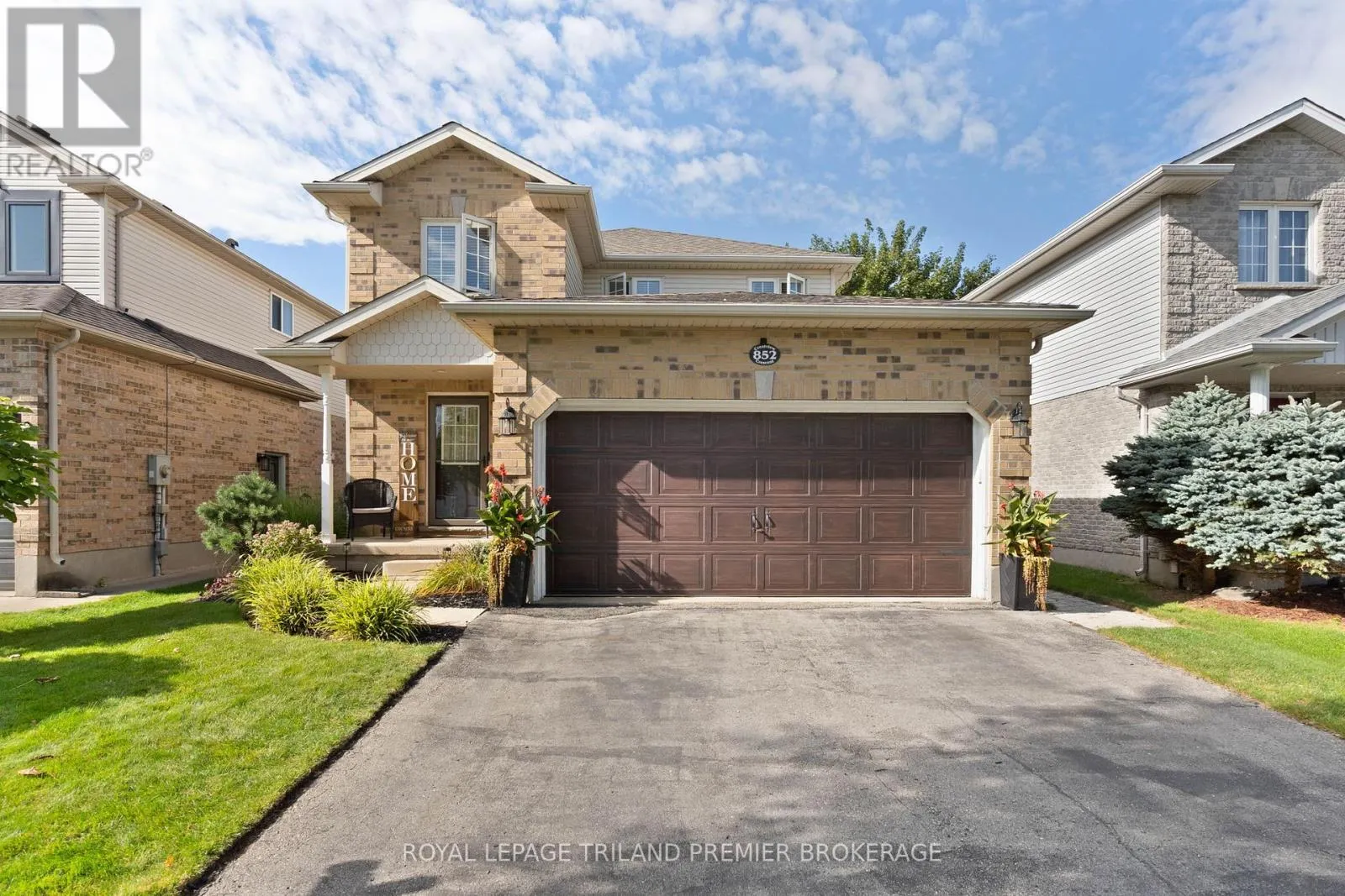 852 CRESTVIEW CRESCENT