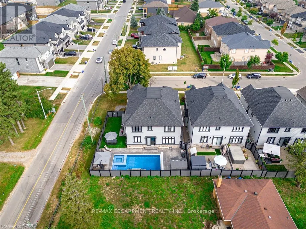 4 LOCKMAN DRIVE
