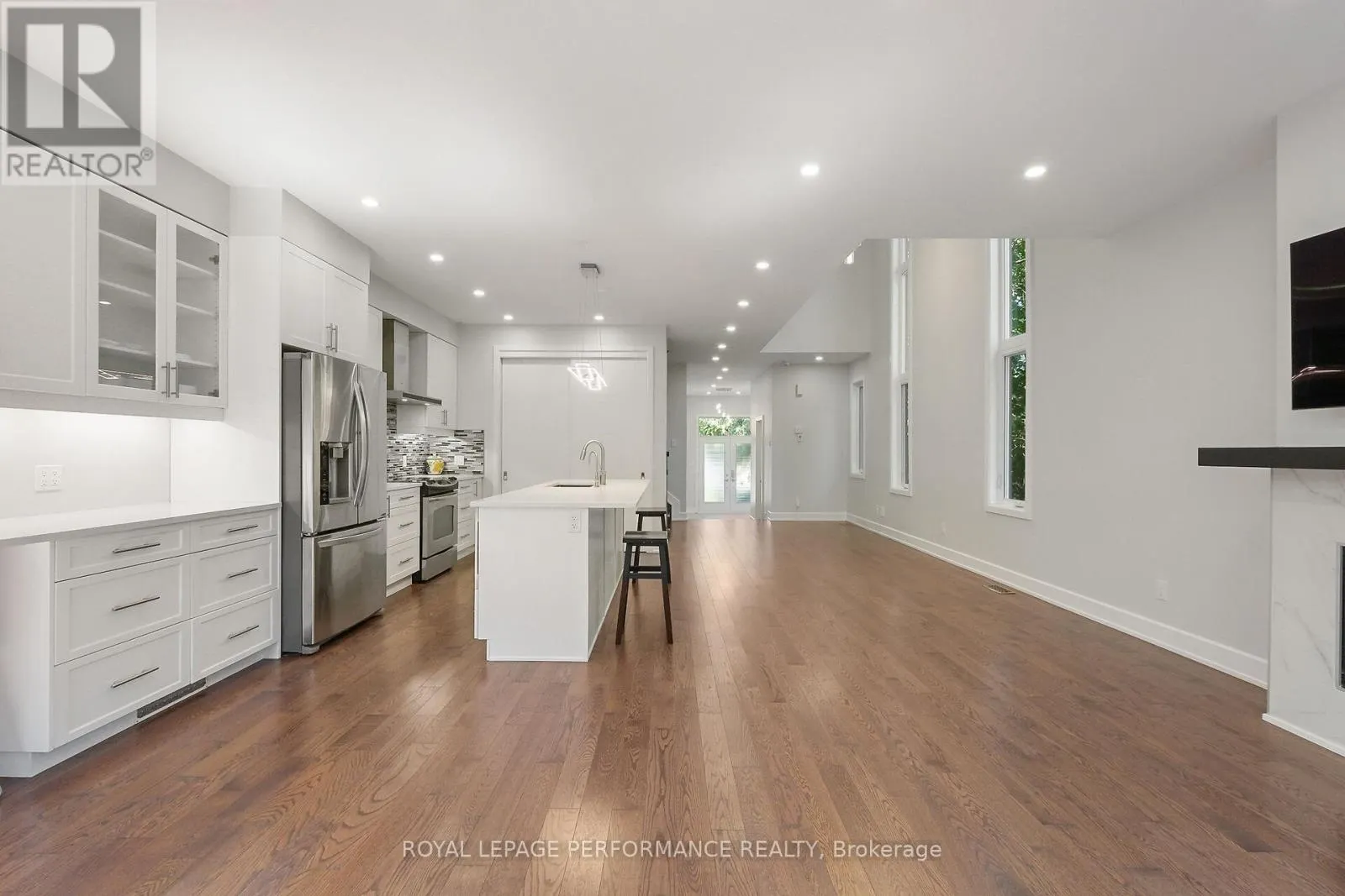 38 SUNNYMEDE AVENUE