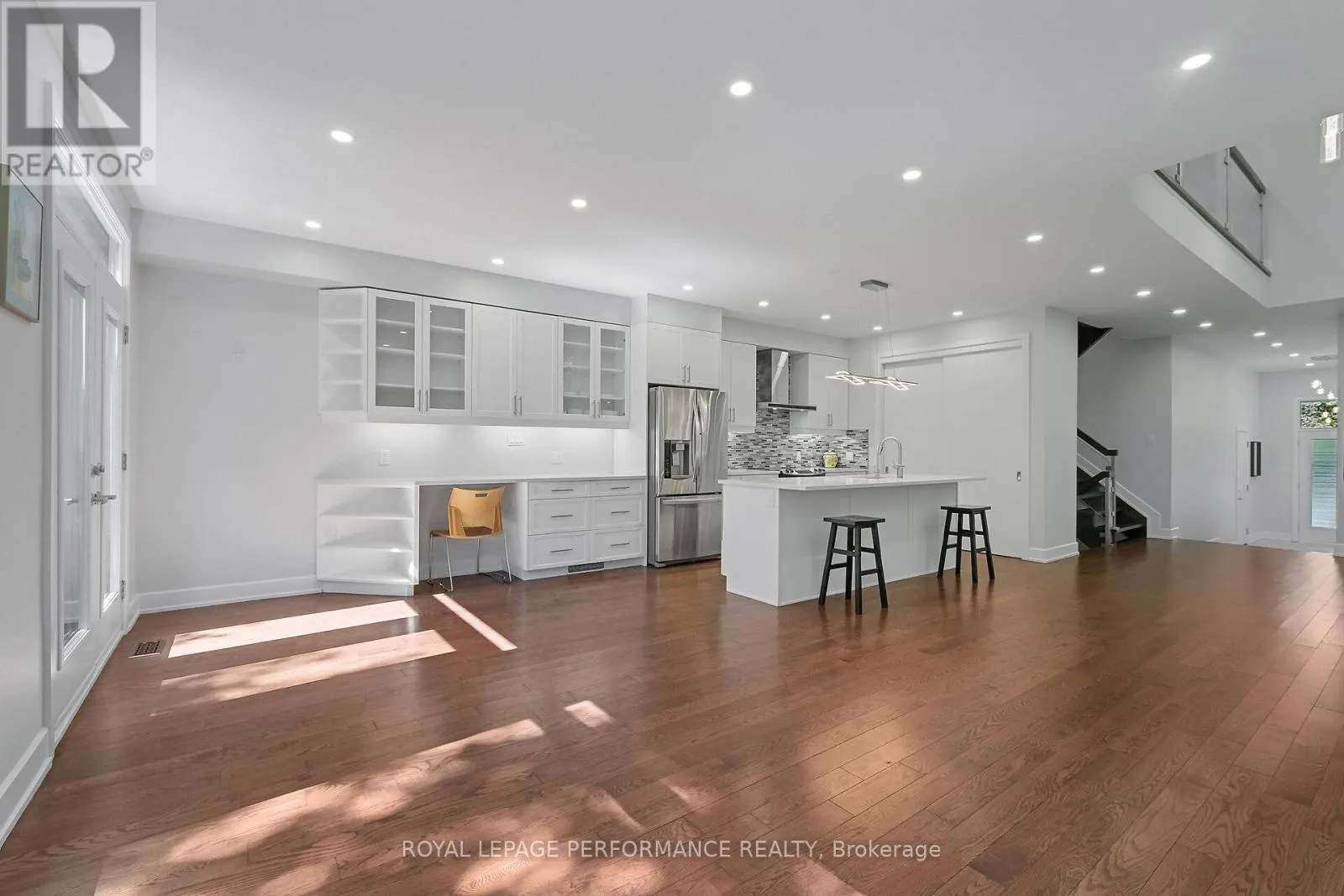 38 SUNNYMEDE AVENUE