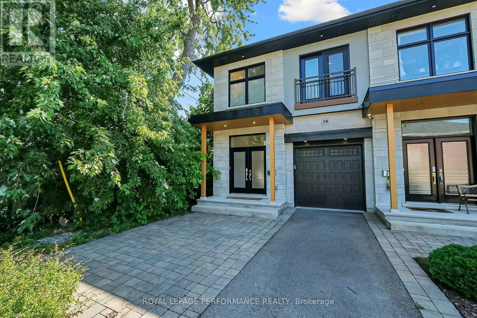 38 SUNNYMEDE AVENUE