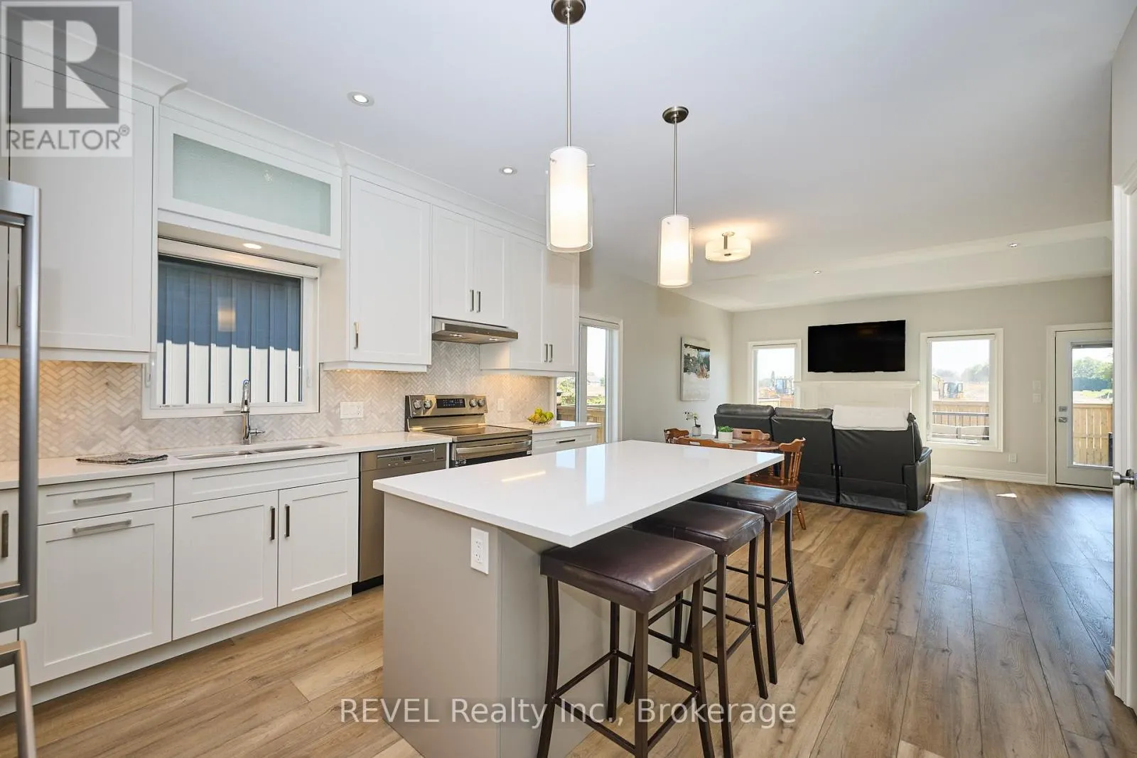 99 HOMESTEAD DRIVE