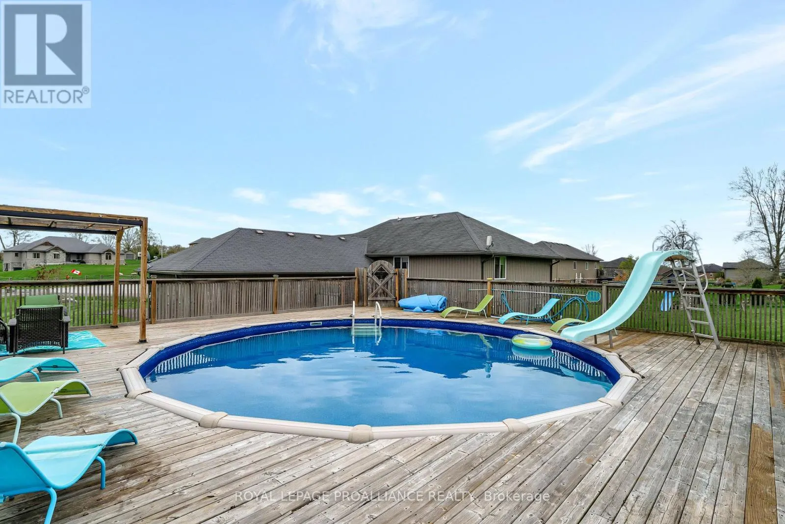 118 GENTLEBREEZE DRIVE