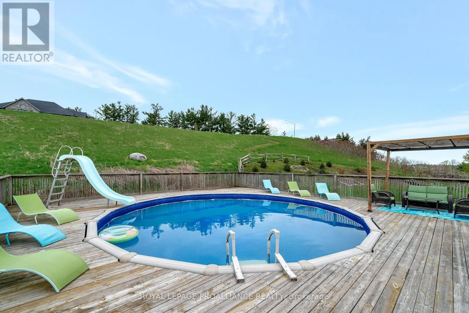 118 GENTLEBREEZE DRIVE