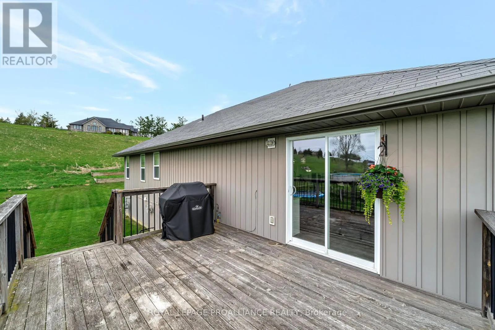 118 GENTLEBREEZE DRIVE