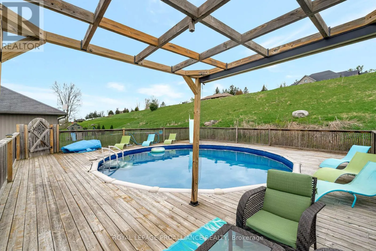 118 GENTLEBREEZE DRIVE