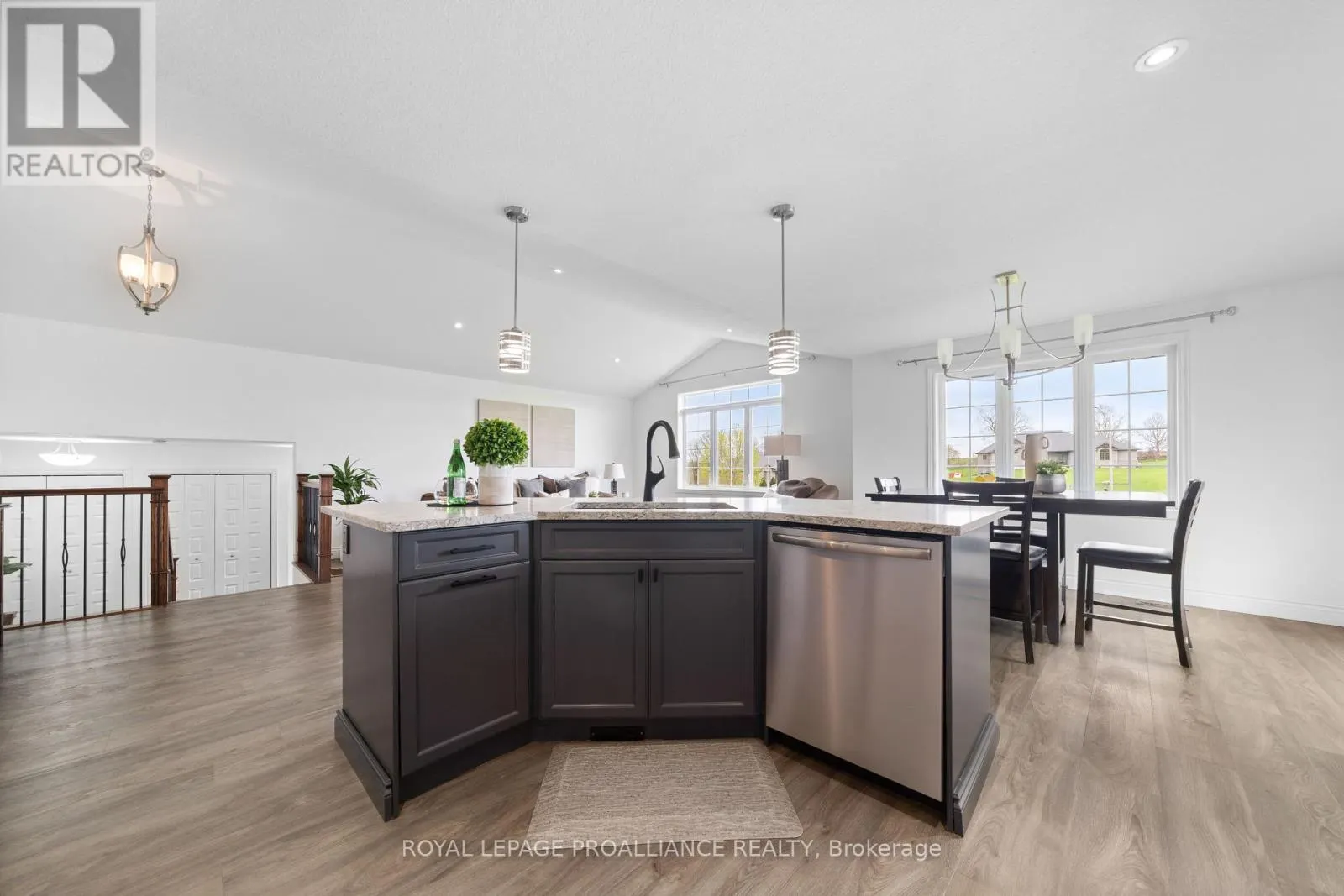 118 GENTLEBREEZE DRIVE