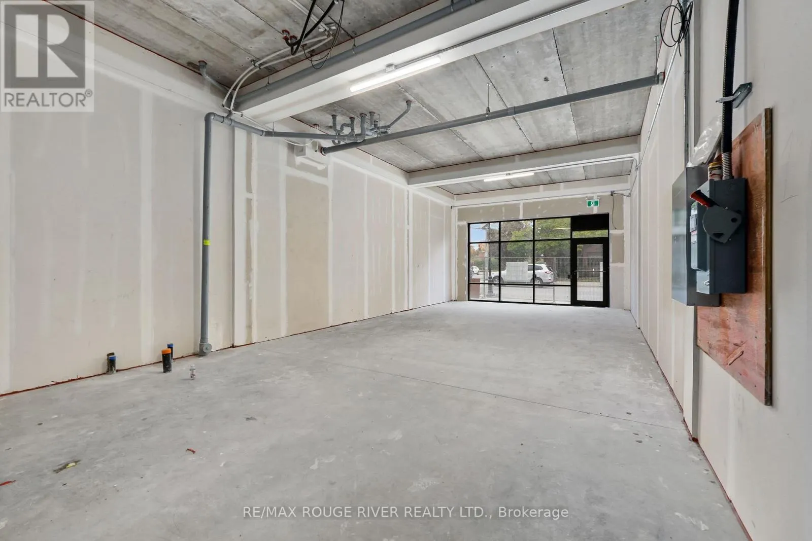 104-110 - 185 DIVISION STREET, #104-110