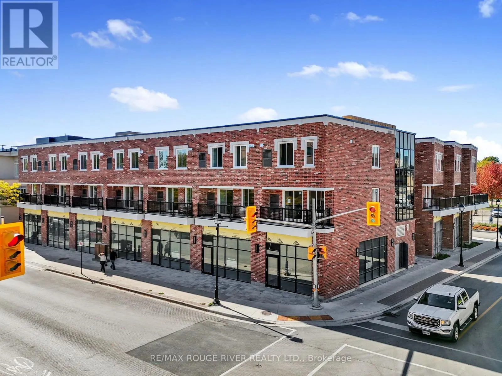 104-110 - 185 DIVISION STREET, #104-110