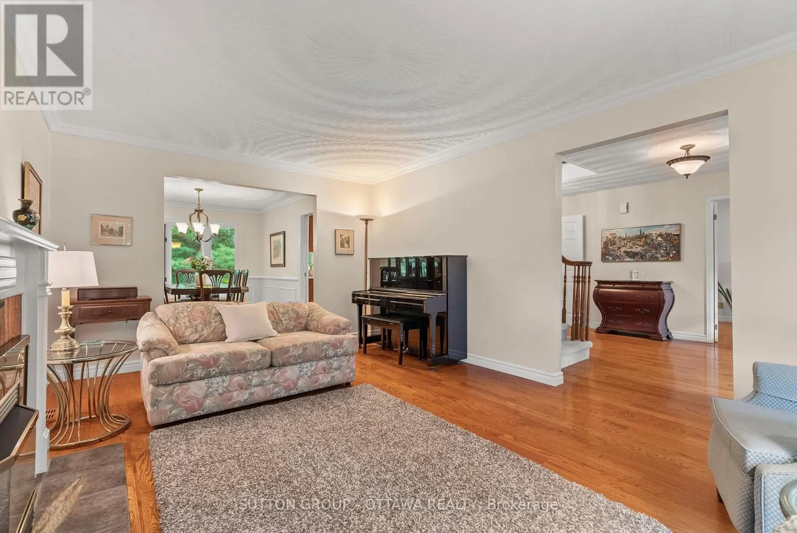 9 SUNDANCE COURT
