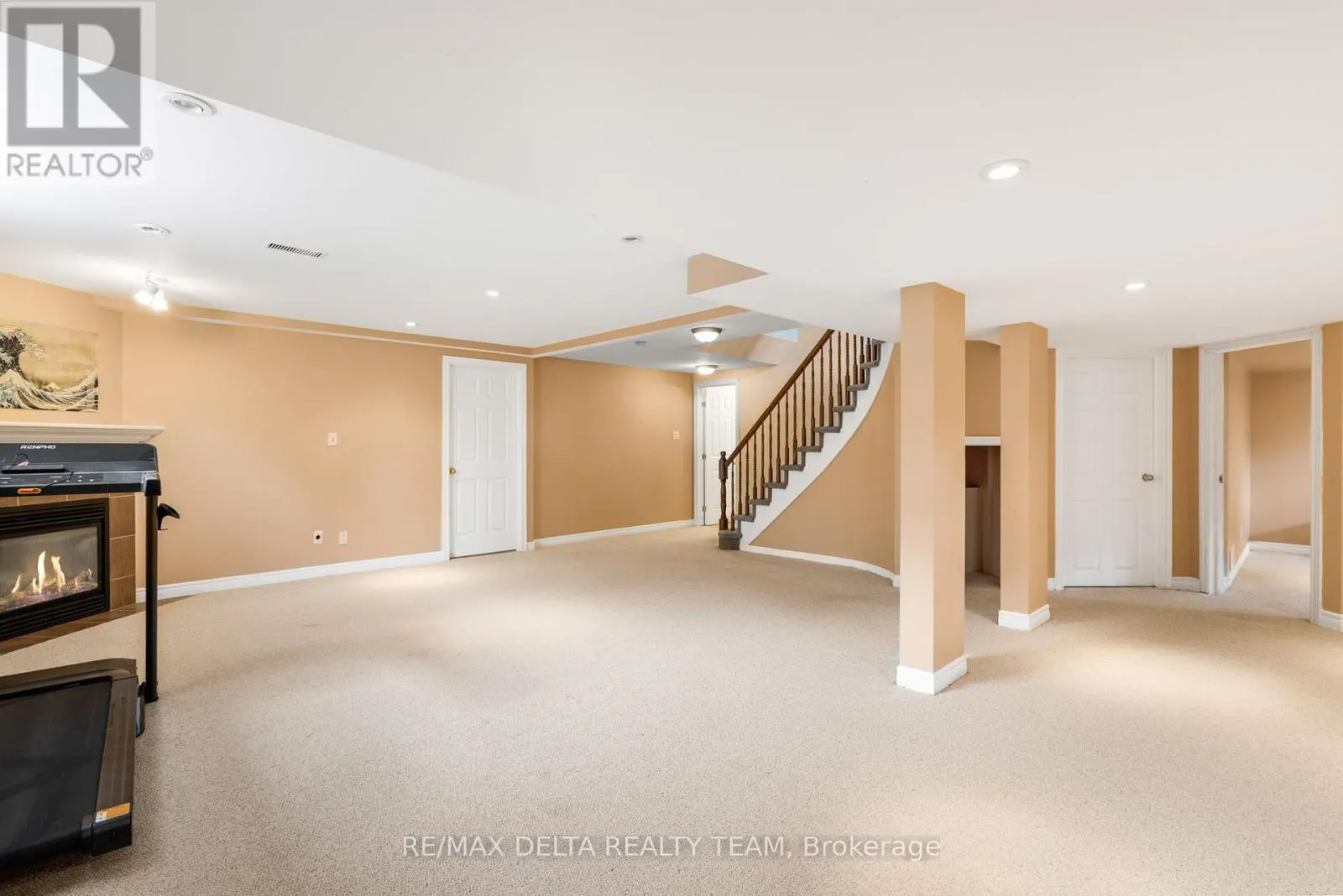 17 SOLACE COURT