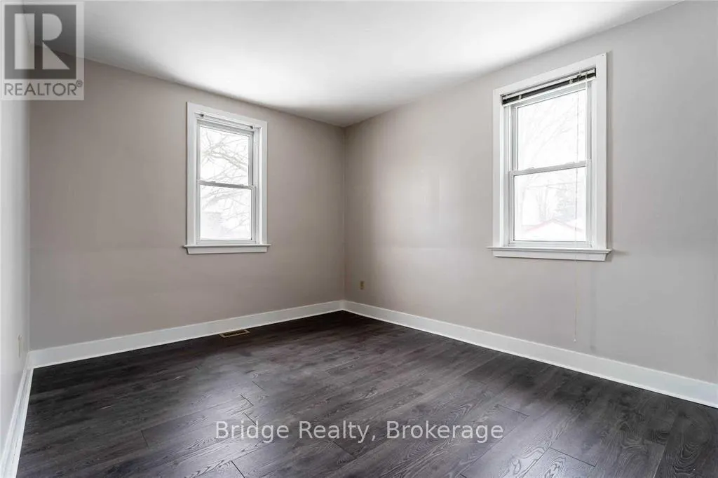 2 - 208 HURON STREET, #2