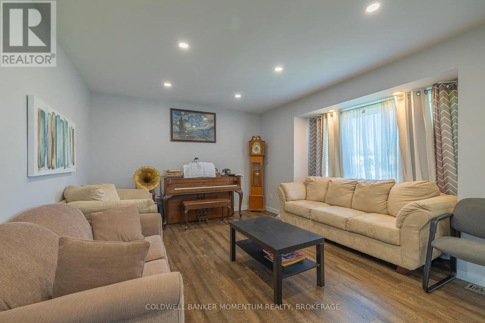 5412 HOUCK DRIVE