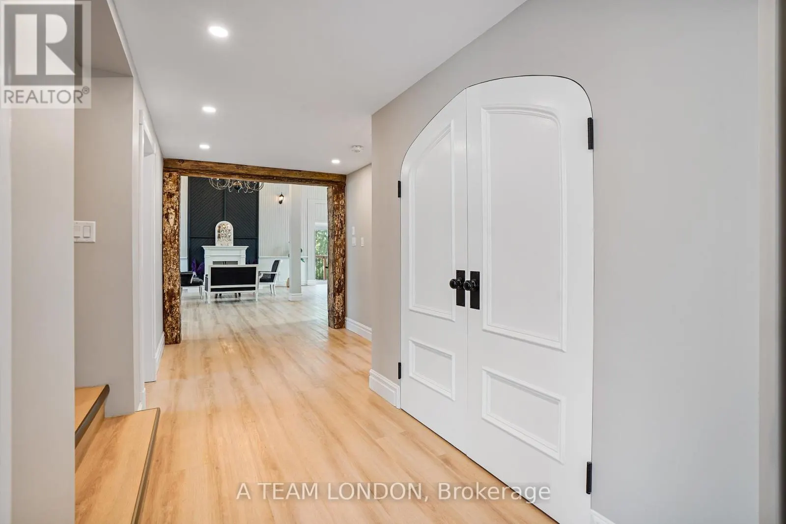 10096 IONA ROAD