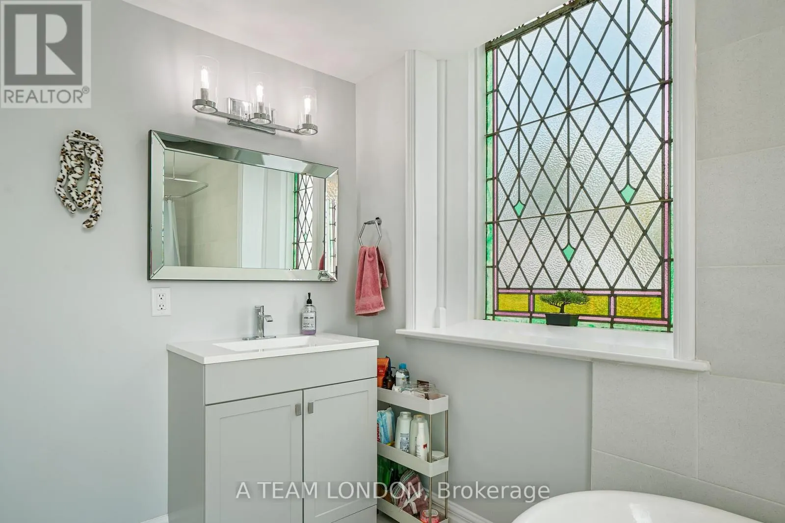10096 IONA ROAD