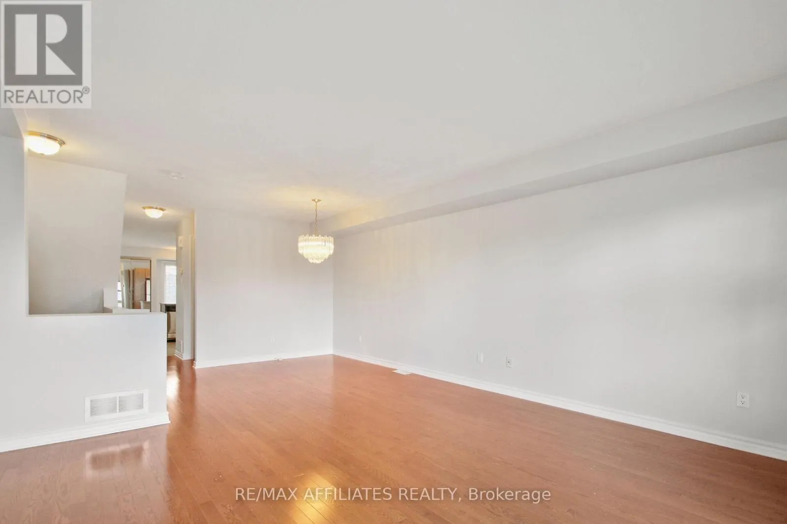 393 CHAPMAN MILLS DRIVE