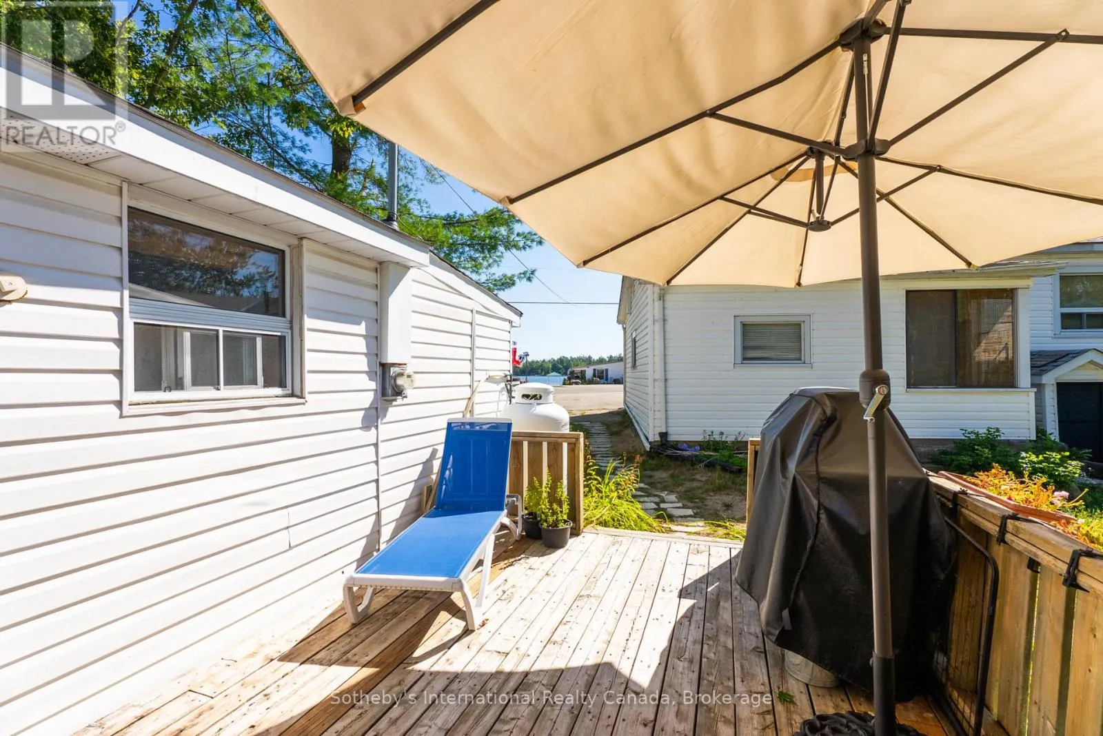 1118 SOUTH KAHSHE LAKE ROAD