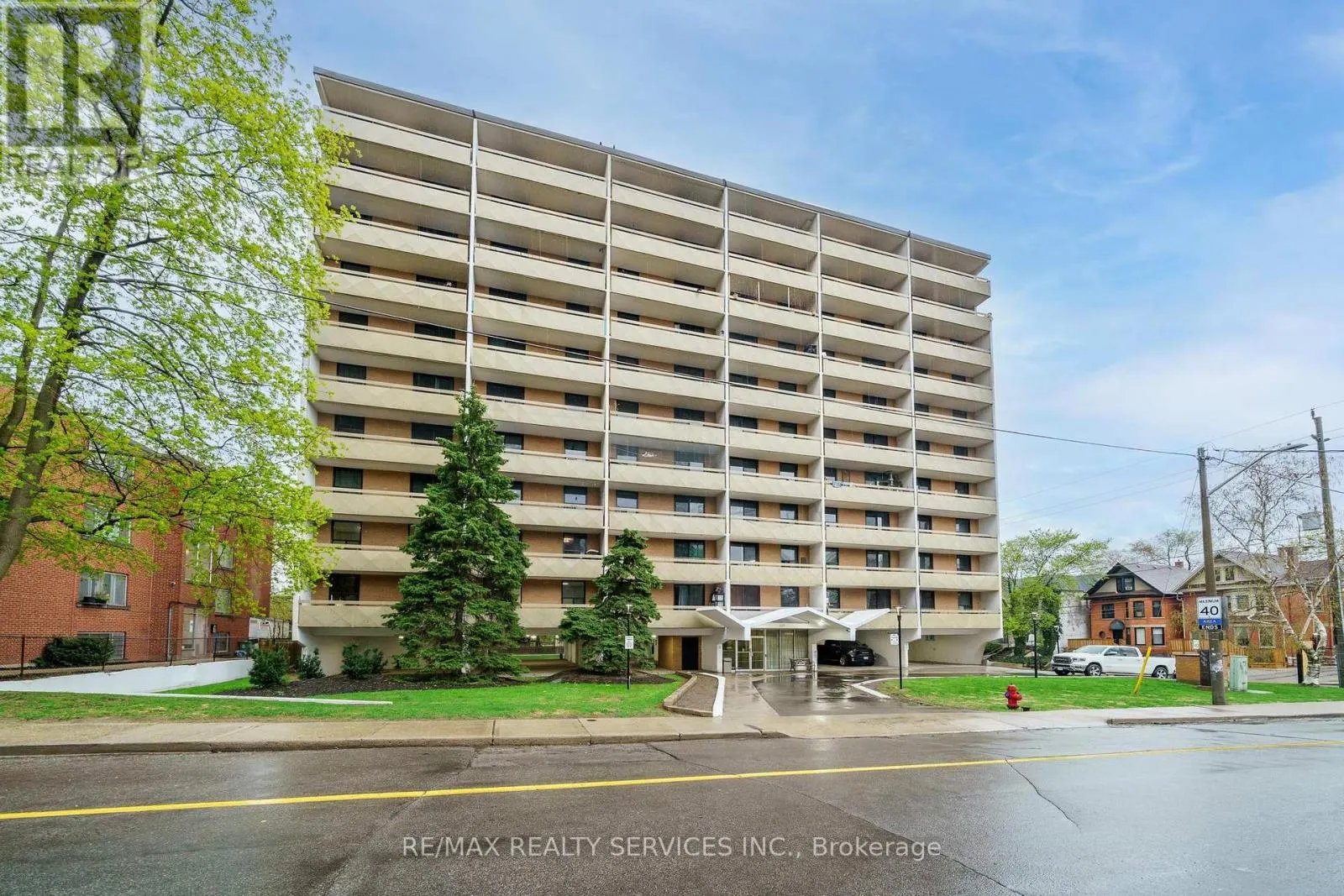 808 - 223 JACKSON STREET W