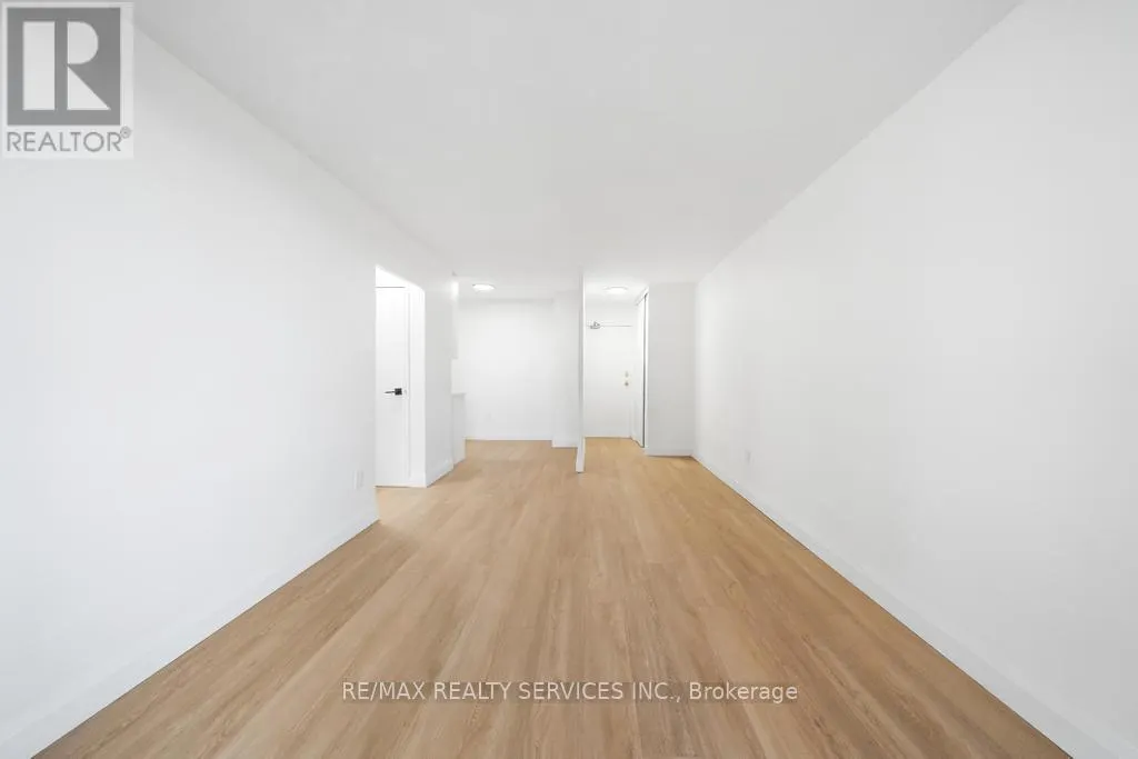 808 - 223 JACKSON STREET W