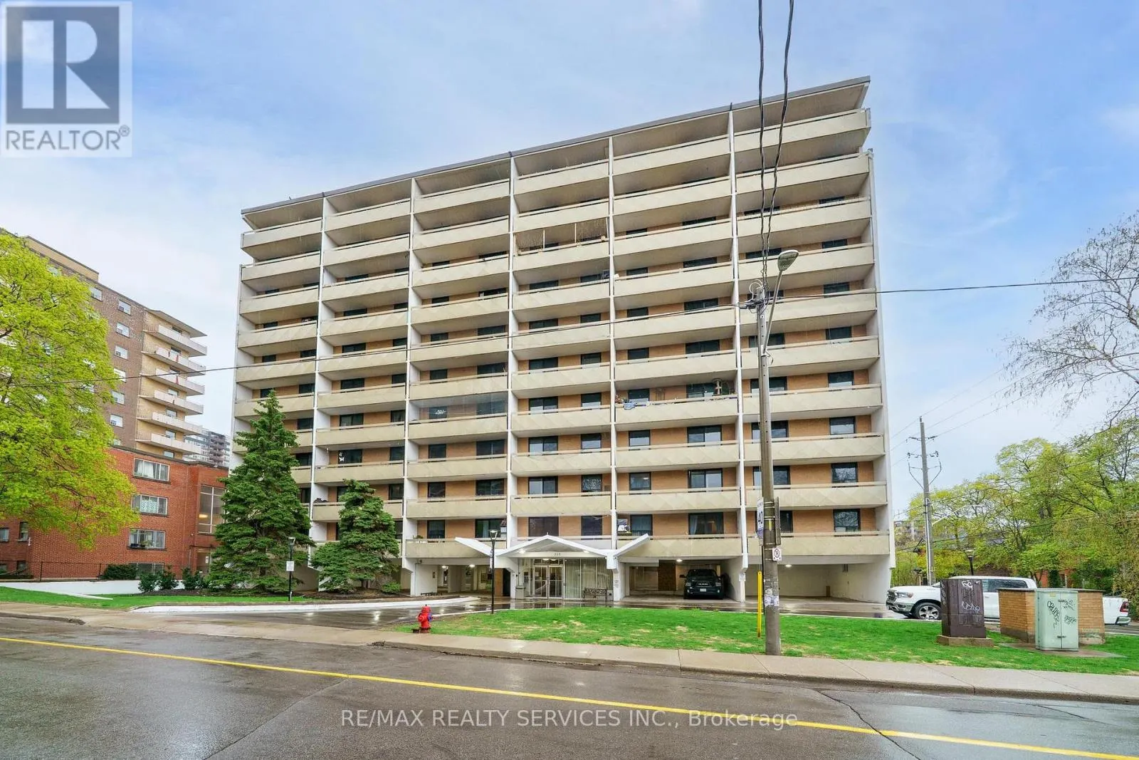 808 - 223 JACKSON STREET W