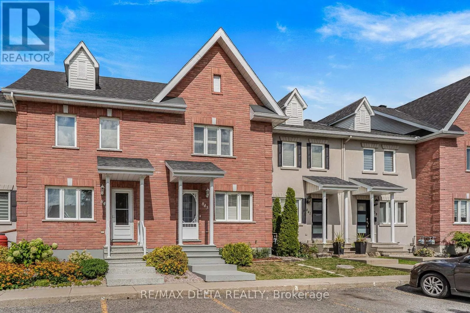 843 NELSON STREET W