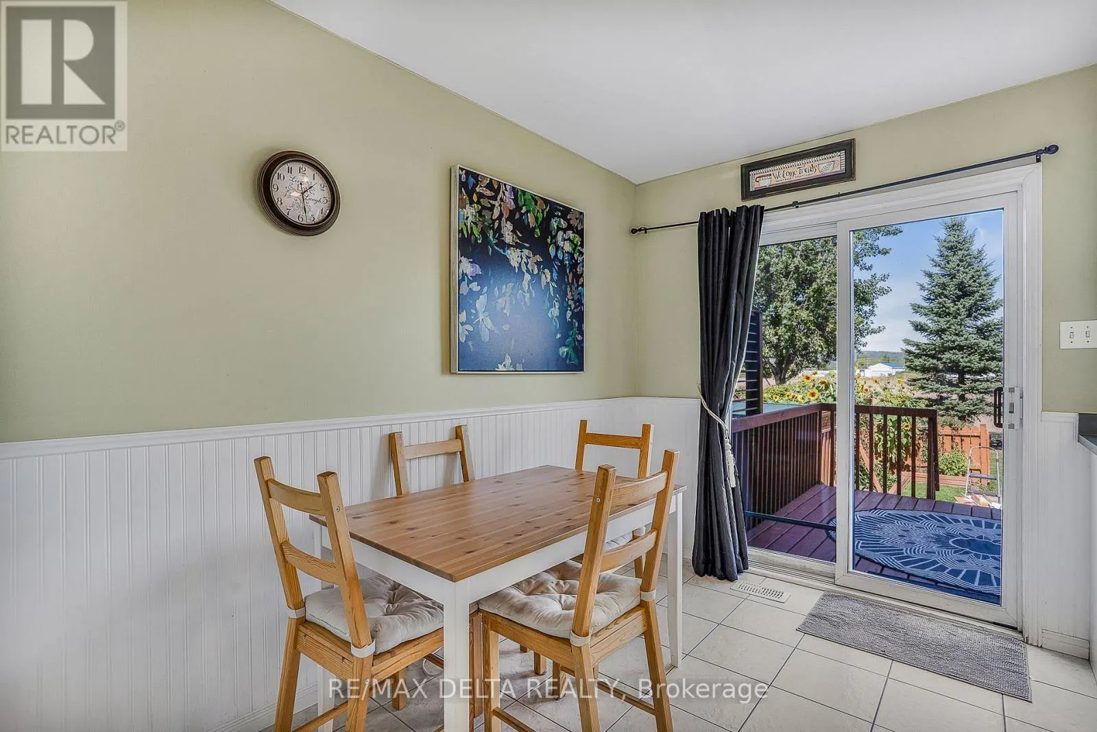 843 NELSON STREET W